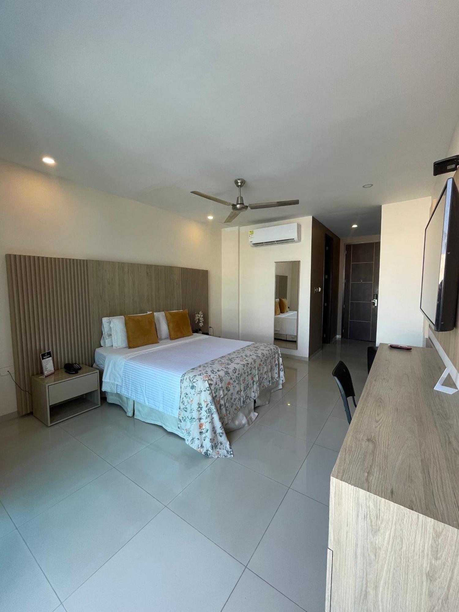 Hotel Santorini Loft Montería エクステリア 写真