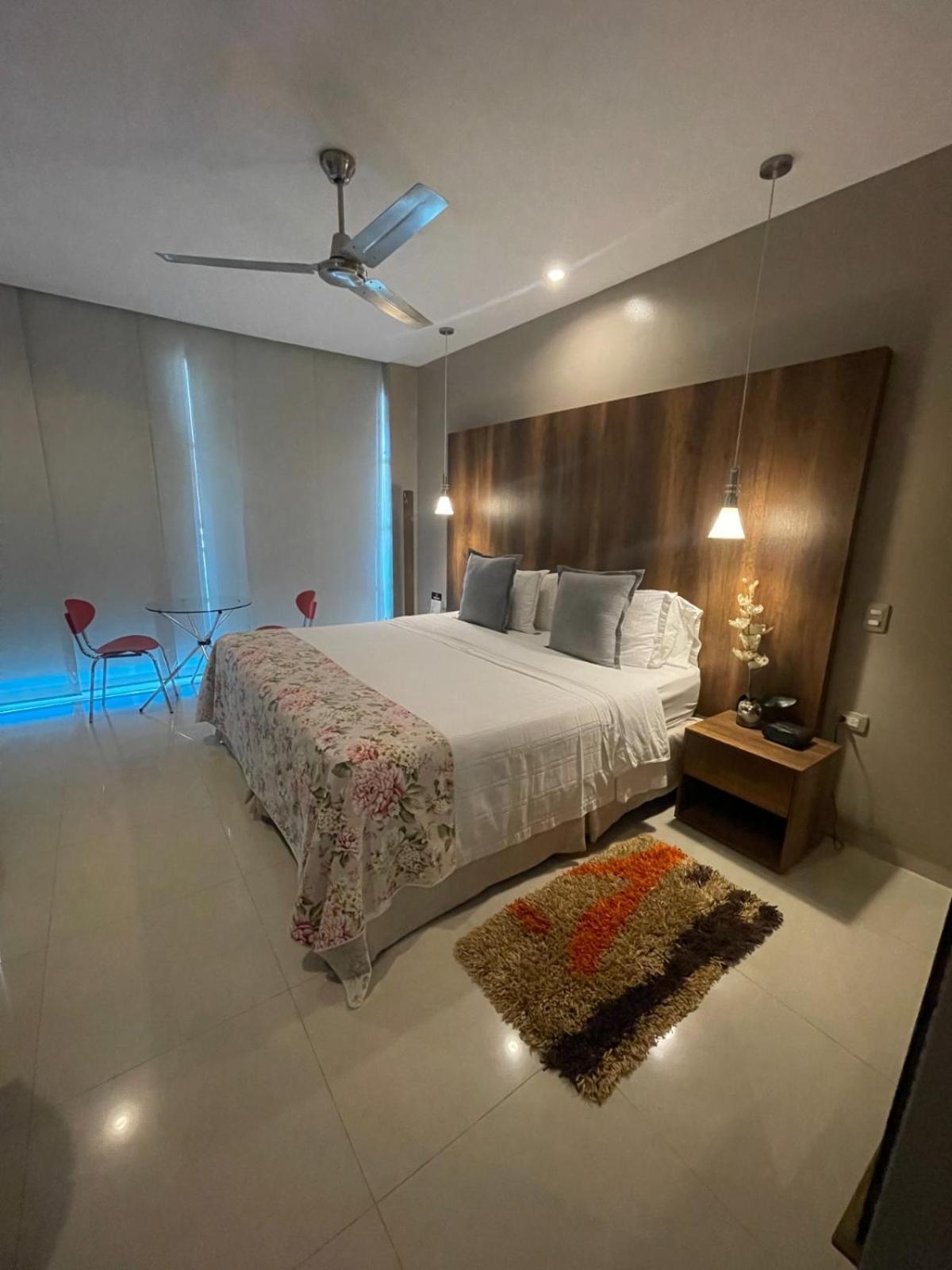Hotel Santorini Loft Montería エクステリア 写真