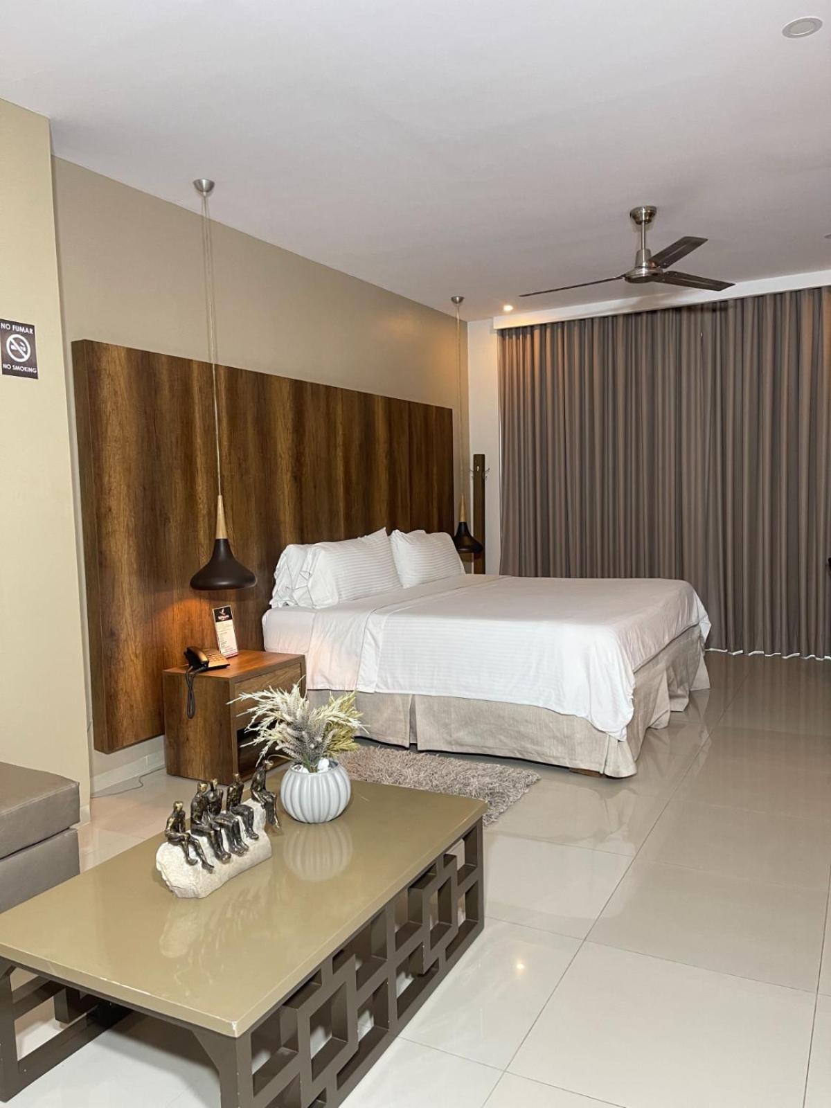 Hotel Santorini Loft Montería エクステリア 写真